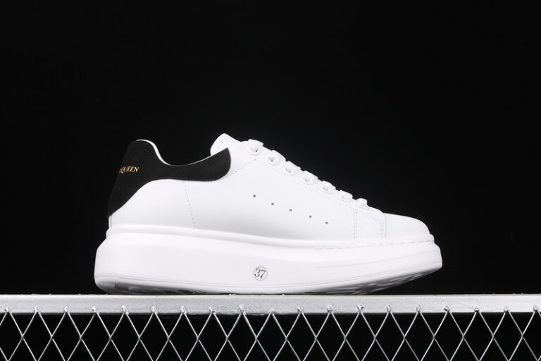 Alexander McQueen (Copy)