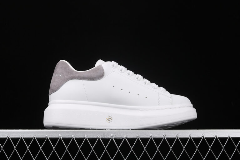Alexander McQueen (Copy)
