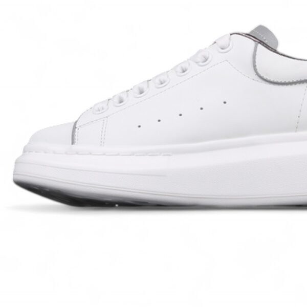 Alexander McQueen (Copy)