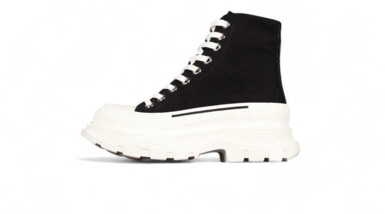 Alexander McQueen Tread Slick Boot – Black/White