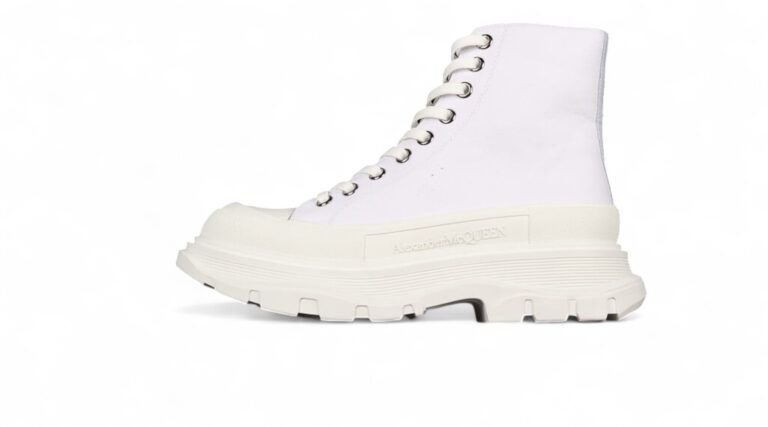 Alexander McQueen Tread Slick Boot – Triple White