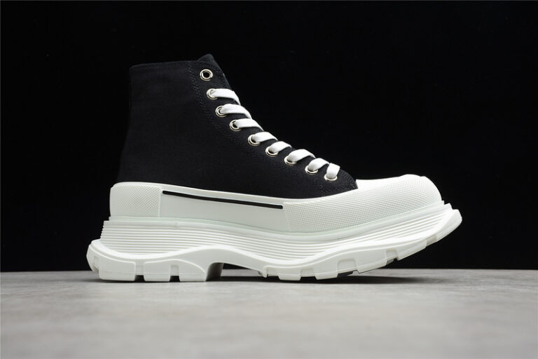 Alexander McQueen (Copy)