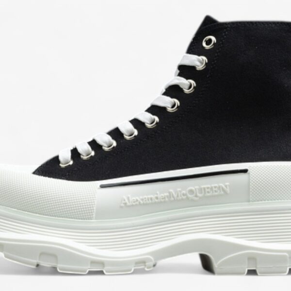 Alexander McQueen Tread Slick High-Top Sneakers – Black/White