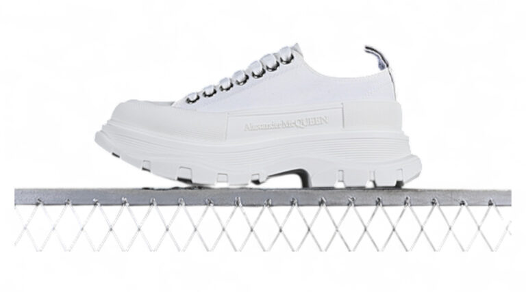 Alexander McQueen Sneaker (Copy)