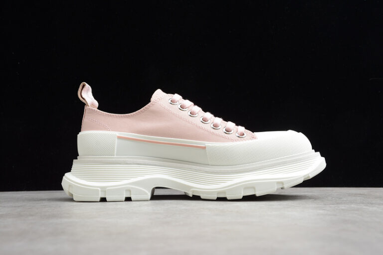 Alexander McQueen (Copy)