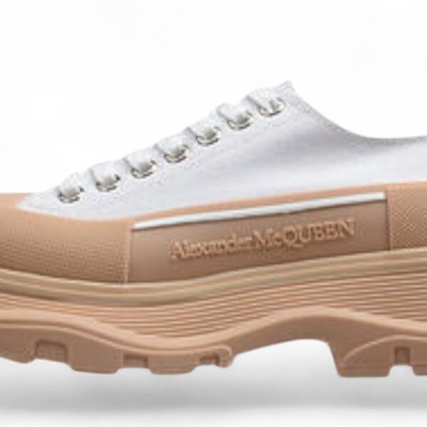 Alexander McQueen Tread Slick Low-Top Sneakers – White/Beige