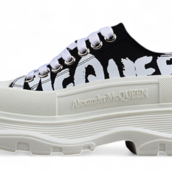 Alexander McQueen Tread Slick Low – White Sole Black/White Logo