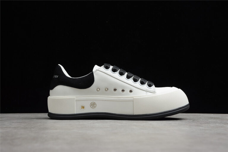 Alexander McQueen (Copy)