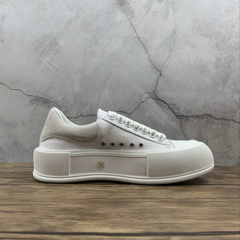 Alexander McQueen (Copy)