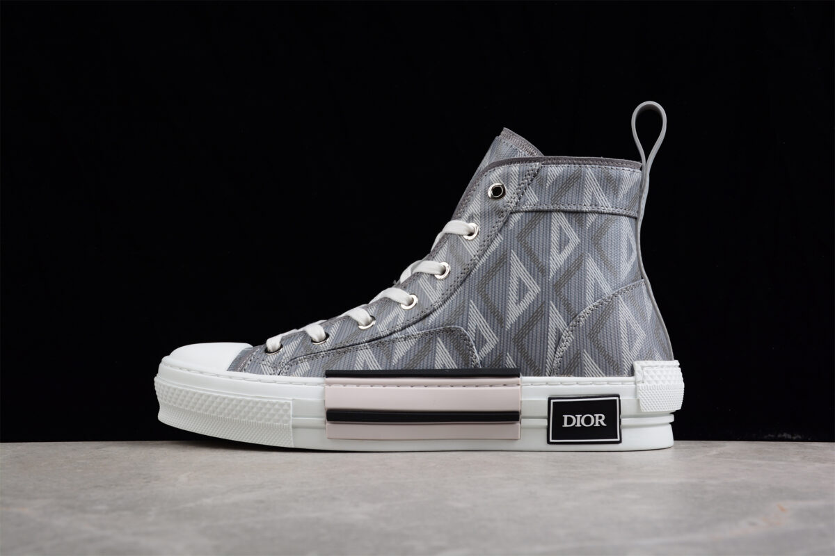 Dior B23 Oblique Low-Top Sneaker – Black with Gum Sole (Copy)