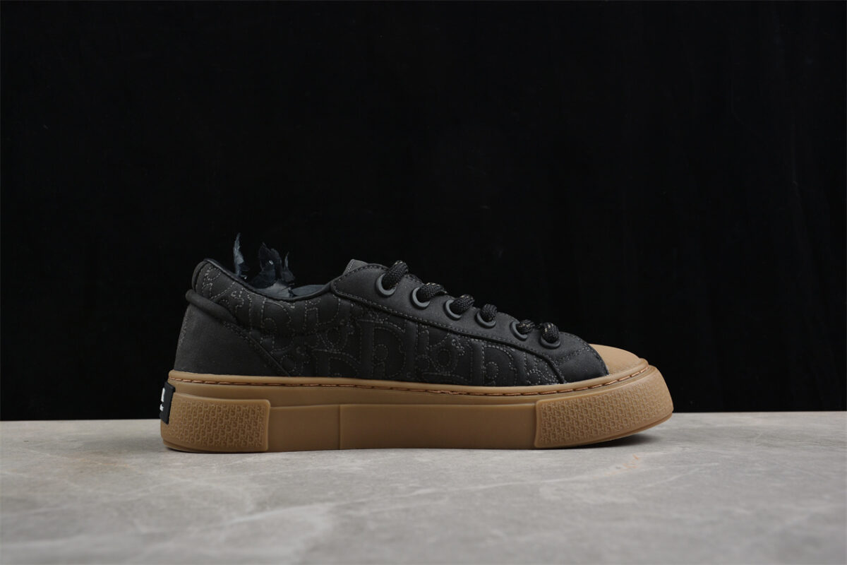 Dior B23 Oblique Low-Top Sneaker – Black with Gum Sole