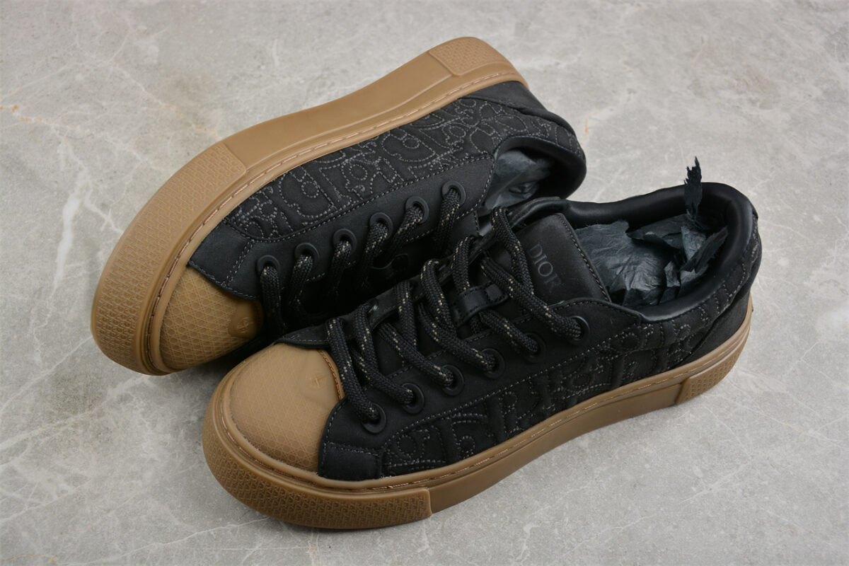 Dior B23 Oblique Low-Top Sneaker – Black with Gum Sole