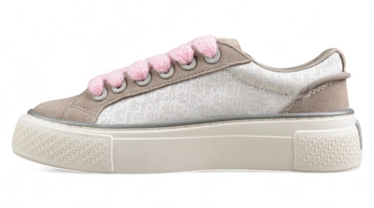 Dior B23 Oblique Low-Top Sneaker – Black with Gum Sole (Copy)