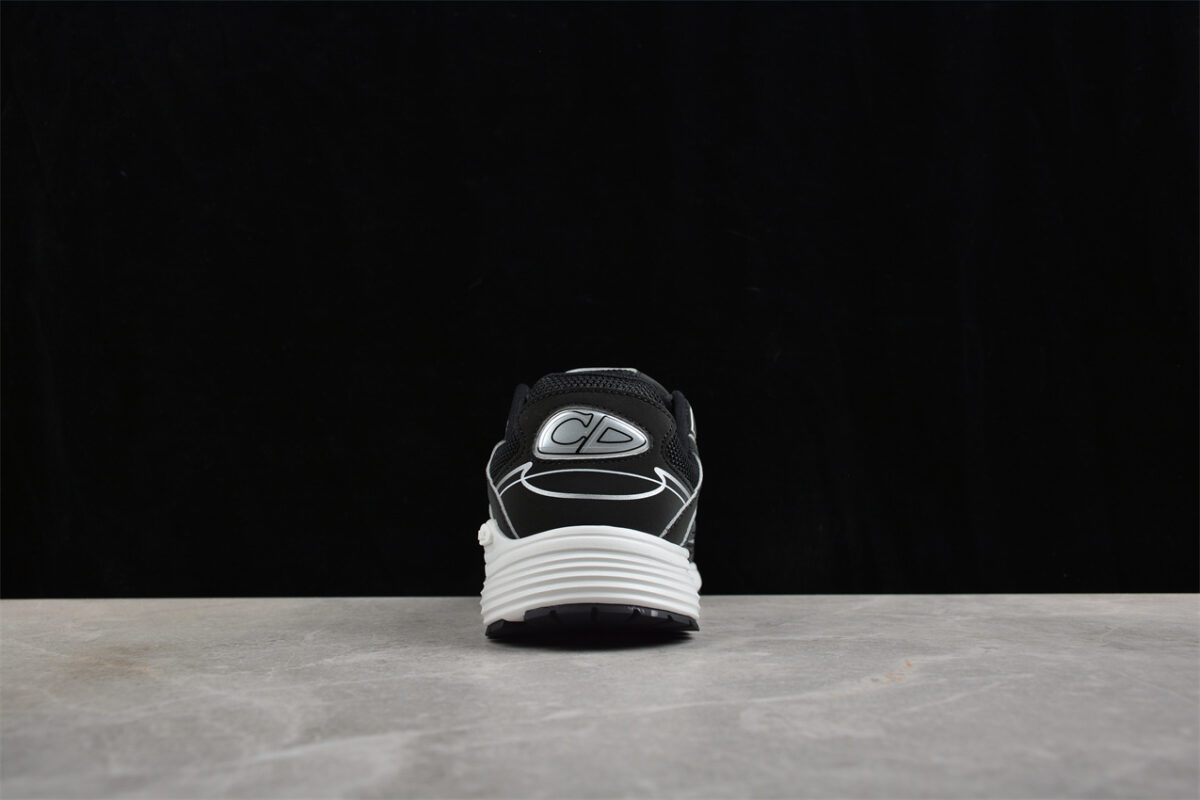 Dior B23 Oblique Low-Top Sneaker – Black with Gum Sole (Copy)