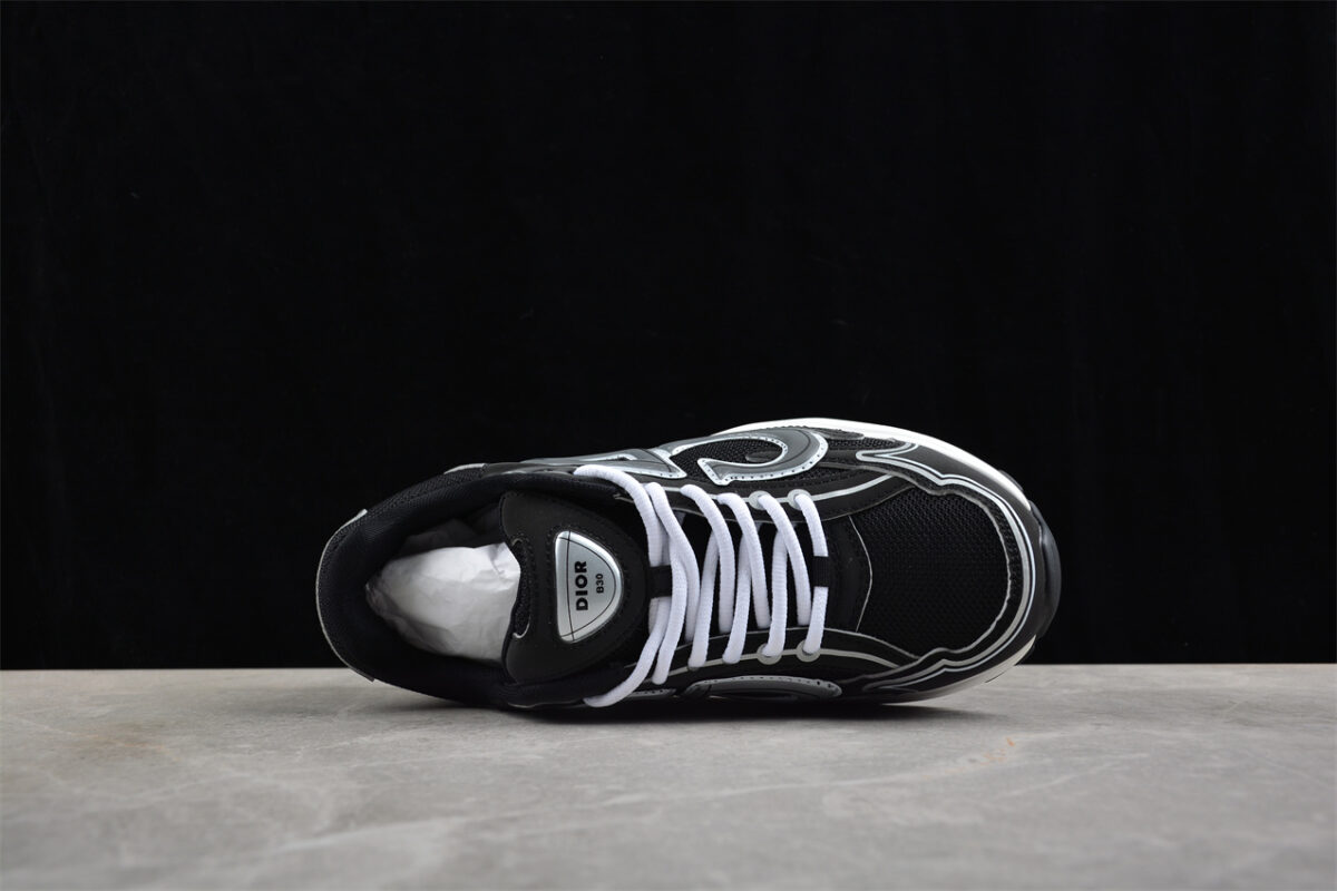 Dior B23 Oblique Low-Top Sneaker – Black with Gum Sole (Copy)