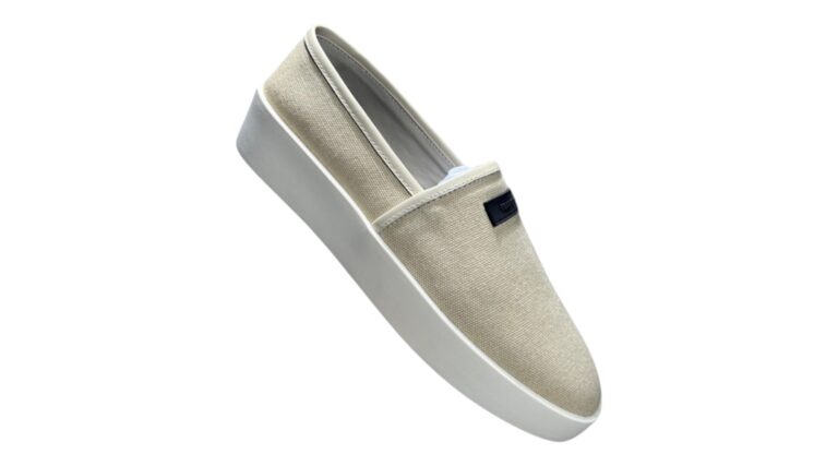 Fear of God Slip-On Sneaker – Beige Canvas