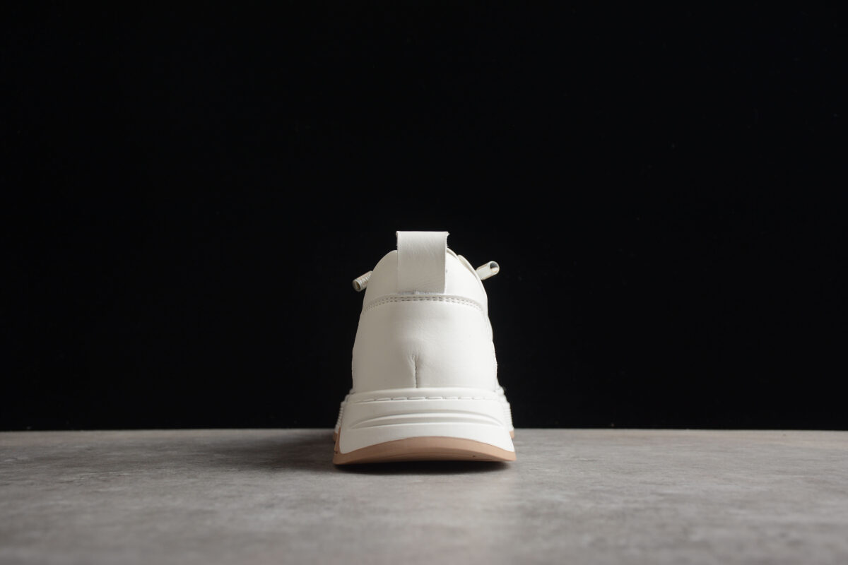 Dior Gradient Sole Low-Top Sneaker – White/Beige