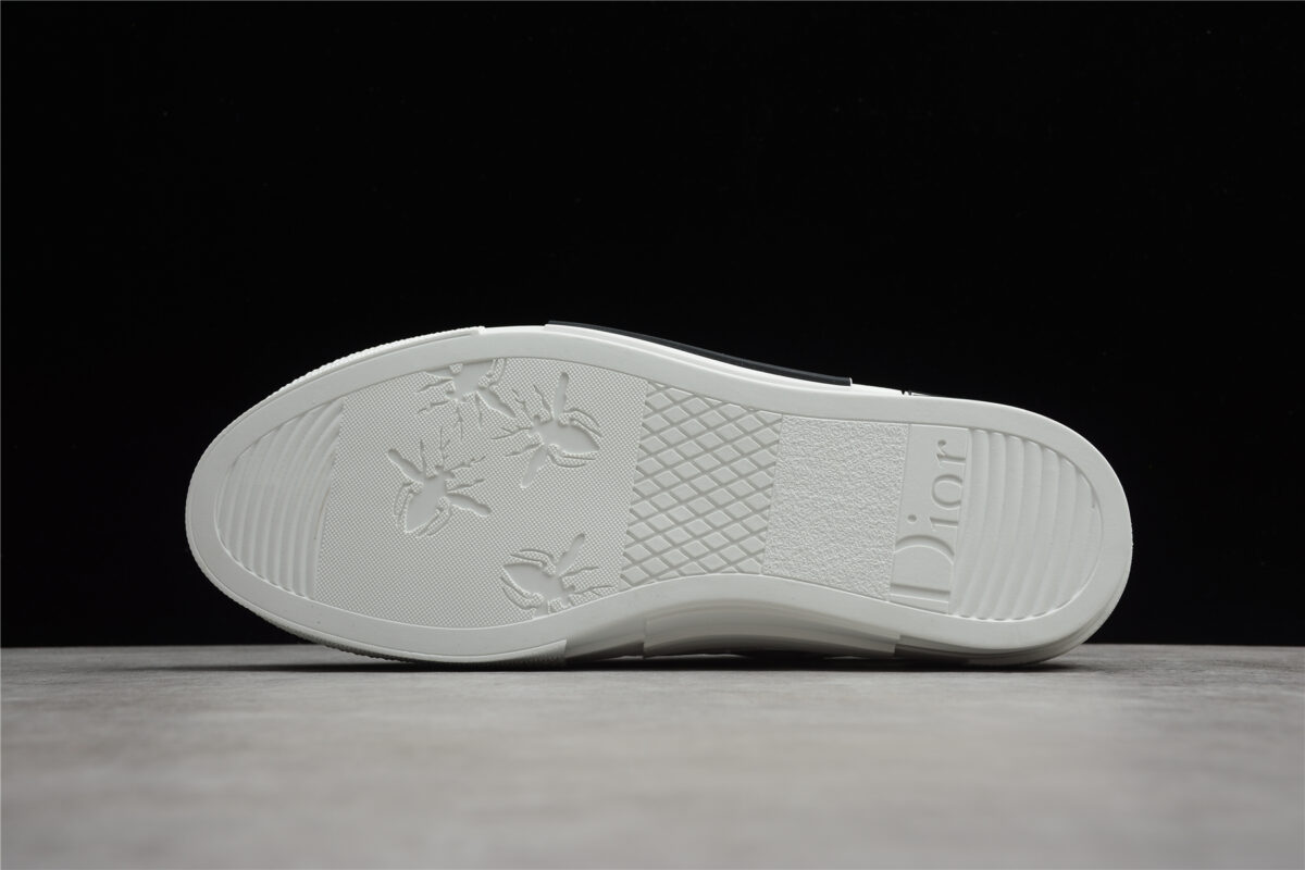 Dior B23 Oblique Low-Top Sneaker – Black with Gum Sole (Copy)
