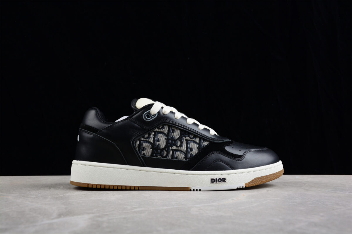 Dior B23 Oblique Low-Top Sneaker – Black with Gum Sole (Copy)