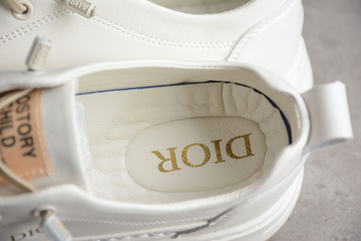 Dior Gradient Sole Low-Top Sneaker – White/Beige