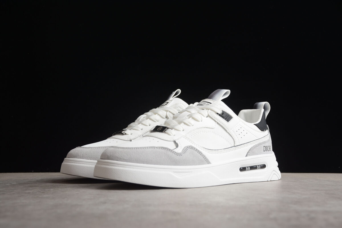 Dior B23 Oblique Low-Top Sneaker – Black with Gum Sole (Copy)