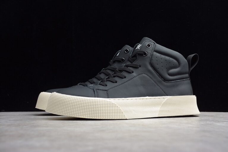Dior B23 Oblique Low-Top Sneaker – Black with Gum Sole (Copy)