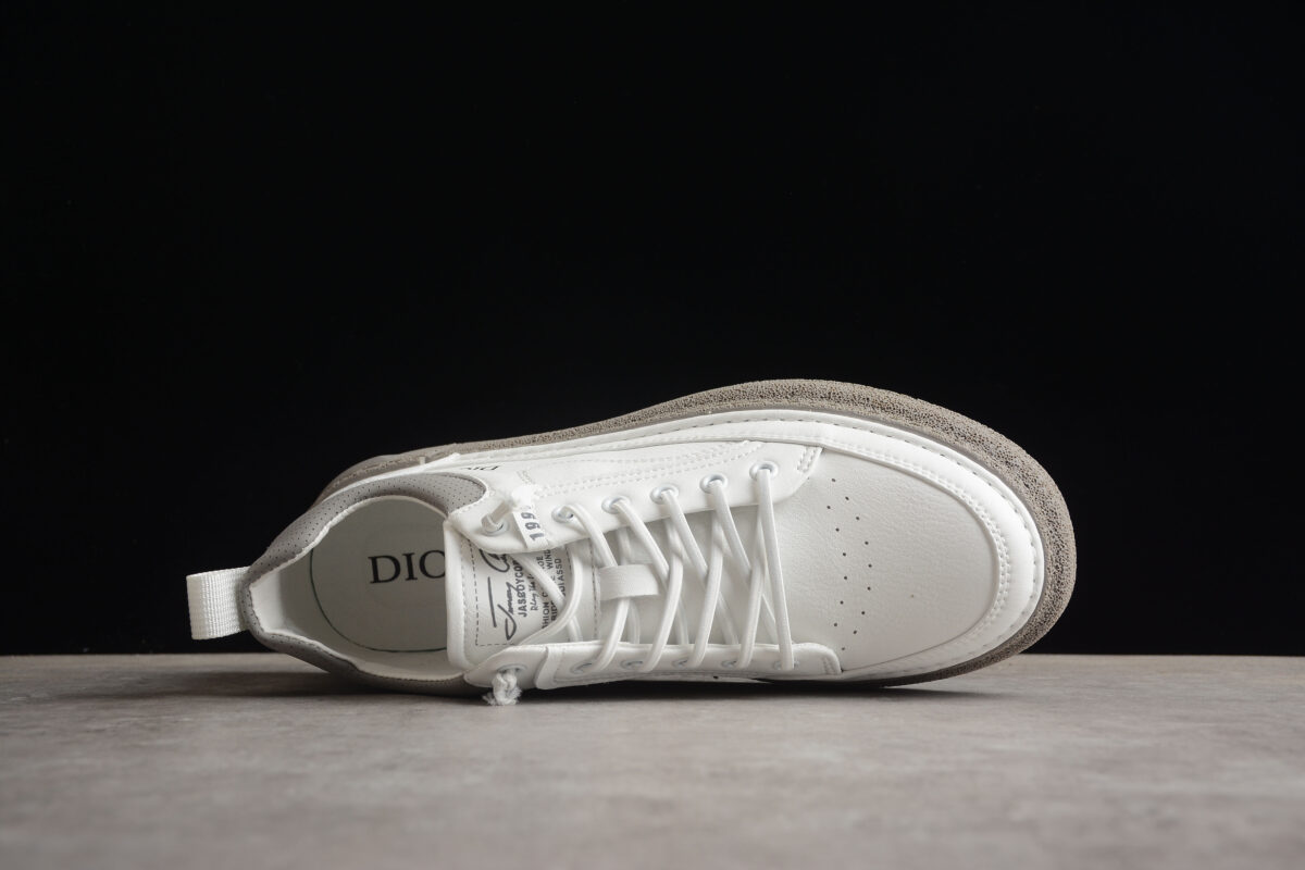 Dior B23 Oblique Low-Top Sneaker – Black with Gum Sole (Copy)