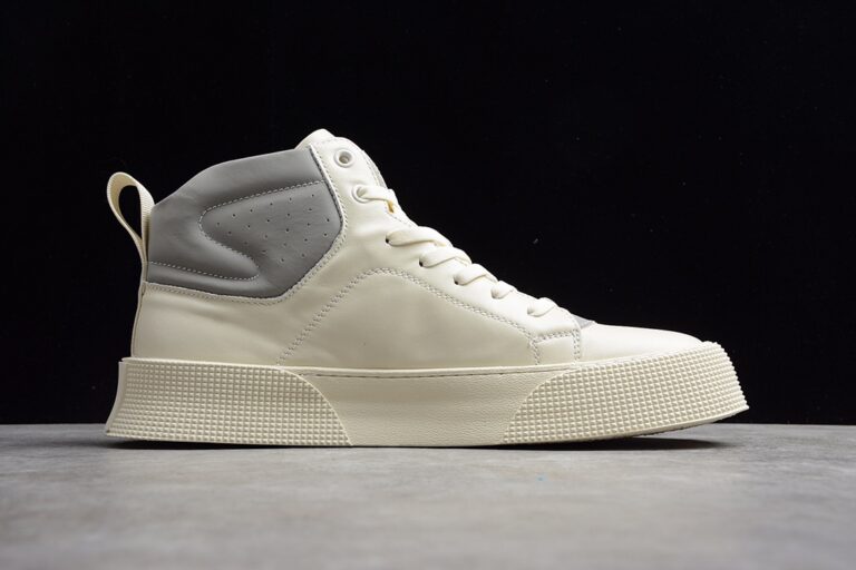 Dior B23 Oblique Low-Top Sneaker – Black with Gum Sole (Copy)